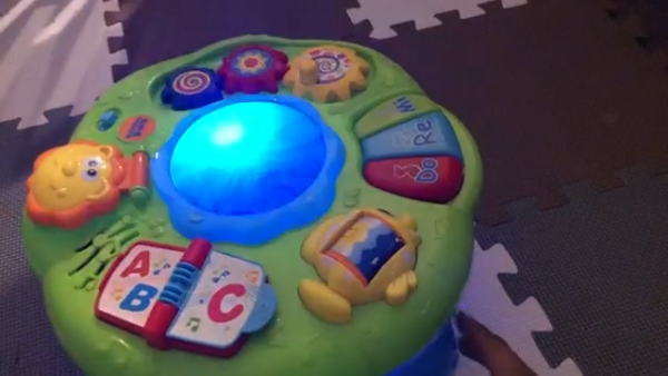 TotKids Activity Music Table - Image 4