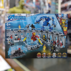 Iron Man Mech Exhibition Room Blocks
