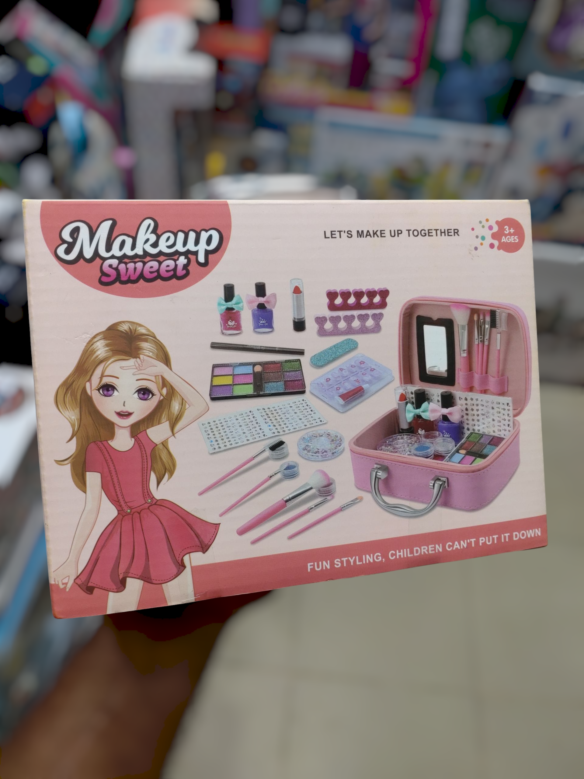 বাচ্চাদের জন্য অল-ইন-ওয়ান বিউটি মেকআপ ব্যাগ সেট - Image 2